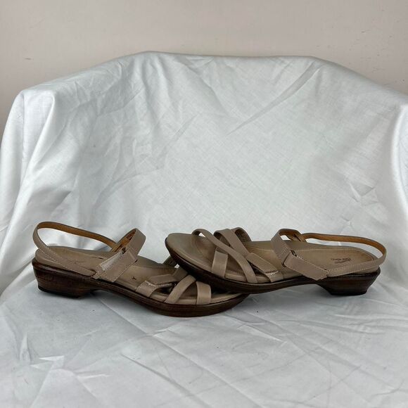 Dansko Tan leather sandals with adjustable straps and arch support Size 8.5 - Picture 1 of 6